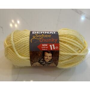 Bernat Softee Chunky Yarn Bulky 6 "Baby Yellow" 3.5oz 108yds Color 28614 NEW